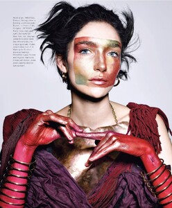 Harper's_Bazaar_USA_2014-03.bak (dragged) 32.jpg