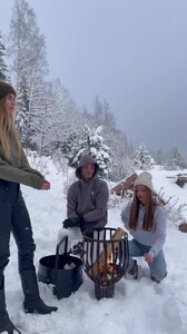 Ida Zeile - TikTok 29.jpg