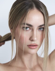 JessicaT - Industry port - 1705628175-5a4c04e53a44288feed1477d95db69c7.jpg