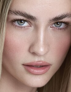 JessicaT - Industry port - 1705628625-f8e2cfdf198bda10a6f6417bbc0ff082.jpg