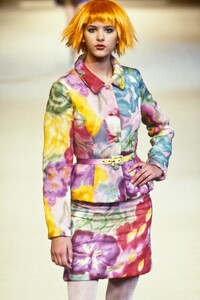 Kenzo 1996 Women RTW 61.jpg