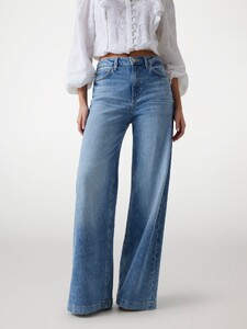 KiannaLS - Guess '25_Bellagio wide leg jeans5_W5YA1CD5QP2-UBL1-ALT1.jpg