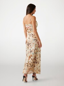KiannaLS - Guess '25_Floral print slip dress5_W5YK35WHEZ2-P1MN-ALT2.jpg
