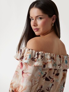 KiannaLS - Guess '25_Printed chiffon blouse5_W4YH63WE872-P1MN-ALT3.jpg