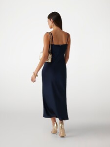 KiannaLS - Guess '25_Satin slip dress5_W3GK85WD8G2-A71W-ALT2.jpg