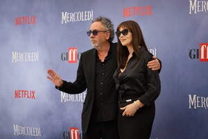 MERCOLEDI_TIMBURTON_MONICABELLUCCI_GIFFONI55_25LUGLIO_FABIOALTOBELLO (33).jpg