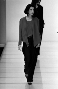 Mara Galzignato - Giorgio Armani Spring 1990 Ready To Wear Advance (1).jpg