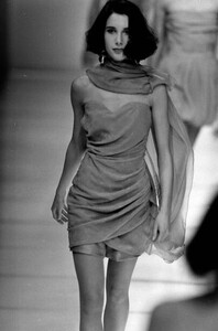 Mara Galzignato - Giorgio Armani Spring 1990 Ready To Wear Advance (2).jpg