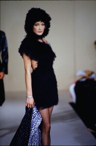 Marc-Jacobs-FW-1994-7.jpg