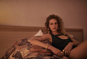 Porter Magazine Spring 2019 010.jpg