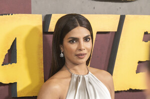 Priyanka_Chopra_at_the_Heads_of_State_world_premiere_held_at_Alice_Tully_Hall_on_June_242C_2025_in_New_York_2833129.jpg