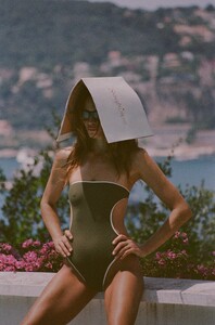 Saint Laurent 2025.jpg