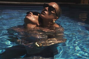 Saint Laurent Fall 2025 Campaign_15.jpg