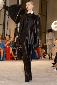 Schiaparelli Haute Couture Fall 2025 lulu.jpg