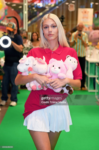 Screenshot 2025-07-13 at 09-13-23 Daniela Djokic during the WALK Of Mumuso during the Berlin Fashion... Nachrichtenfoto - Getty Images.png