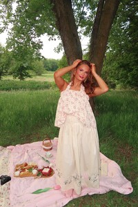 Shop Janae - Cream Tea Blossoms Top - 10_38F1E8FA-954C-4744-898A-CAF077C26DC9.jpg