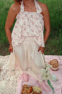 Shop Janae - Cream Tea Blossoms Top - 10_EE92EAD1-73AB-47A1-9A35-EEA006990D2A.jpg