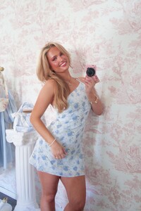 Shop Janae - Fairytale Florals Dress - 10_4127184A-88FD-4D66-83F2-8A011A1CF2F0.jpg