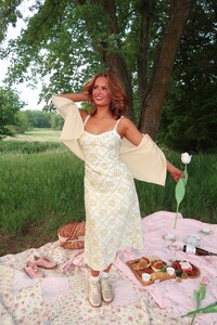 Shop Janae - Sorrento Bloom Midi Dress - 6_2CDD3820-4FC0-49D8-81DF-0DB2695C2DEE.jpg