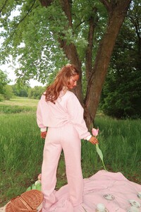 Shop Janae - Strawberry Milk Sweatpants - 12_35165CA8-1879-42F2-A117-84721F1432AF.jpg