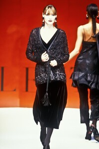 Valentino 1993 Haute Couture 187.jpg