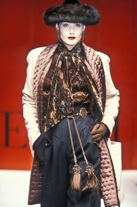 Valentino 1993 Haute Couture 21.jpg