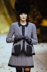 Valentino 1994 Haute Couture 66.jpg