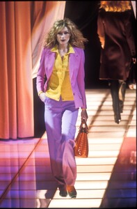 Versace 1996 Women RTW 15.jpg