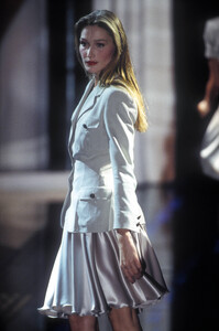 Versus by Donatella 1995 Women RTW 79.jpg