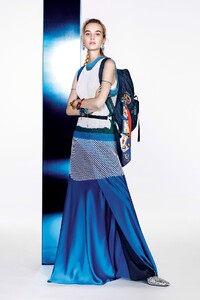 Vogue China Dec 2016 - 03.jpg