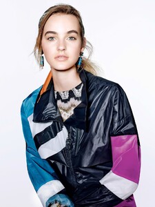 Vogue China Dec 2016 - 04.jpg