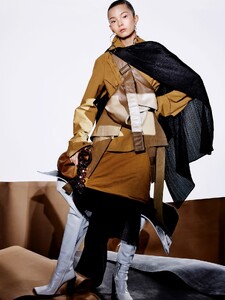 Vogue China Feb 2017 - 09.jpg