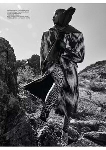 Vogue France 08-2025_9.jpg