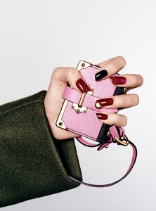 Vogue Italia Nov 2016 - 08.jpg