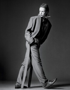 W Magazine April_May 20189.jpg