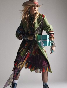 W Magazine Issue4 digital 2018011.jpg