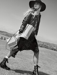 W Magazine Issue4 digital 201806.jpg