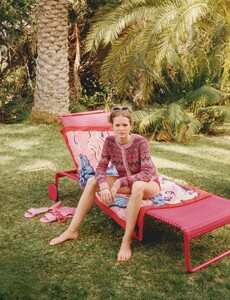 W Magazine May 2017 -9.jpg