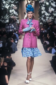 Yves Saint Laurent 1996 Haute Couture 1.jpg