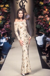 Yves Saint Laurent 1996 Haute Couture 222.jpg