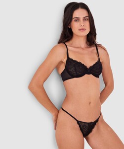 betty-string-black-01655703-290754.jpg