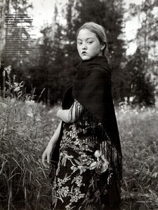 devon-aoki-vogoct1998-7.jpg