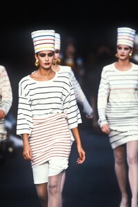 fatine baryane sr8619.jpg