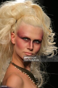 hleb f04_LloydKlein-2ee.jpg