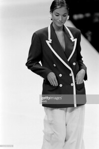 magalieL- s93emporioA-2n.jpg