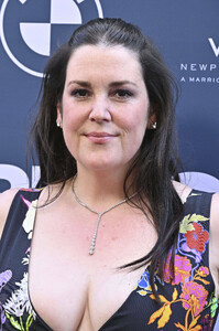 melanie-lynskey-30.jpg