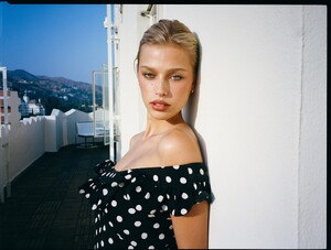 realisationpar posts 2025-06-26 18.59 DLXyCWERsqg_1_3 512353414_18517007020010292_1359385089355252699_n.jpg