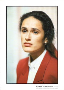 selectDe1989no25_40SarahJones.jpg