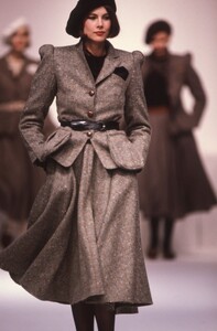 yasmine sokal ek832.jpg