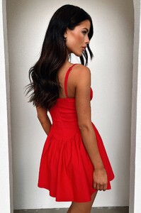 zanaya_dress_red_1_b50064be-6f5c-472e-a600-216c9ed9a462.jpg